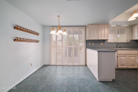 133 E Piping Rock Rd, Phoenix, AZ 85022 photo 9
