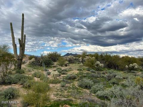 00 N Nn N 57th St #A, Cave Creek, AZ 85331