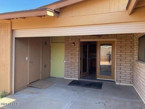 2110 E Betty Elyse Ln, Phoenix, AZ 85022 photo 8