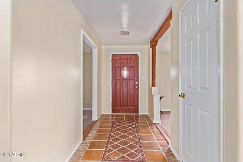 4049 E Cannon Dr, Phoenix, AZ 85028 photo 17