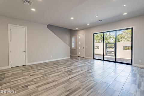 2645 E Osborn Rd #8, Phoenix, AZ 85016 photo 10