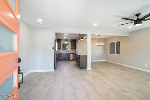 6726 N 10th Pl, Phoenix, AZ 85014 photo 3