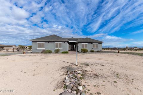 564 W Silverdale Rd, San Tan Valley, AZ 85143