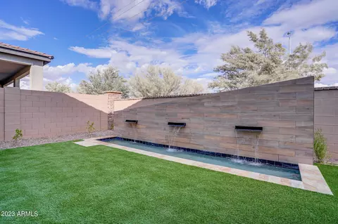 11601 N Luckenbach St, Surprise, AZ 85388