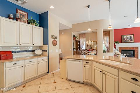 4563 E Carob Dr, Gilbert, AZ 85298 photo 18