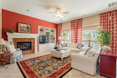 4563 E Carob Dr, Gilbert, AZ 85298 photo 2