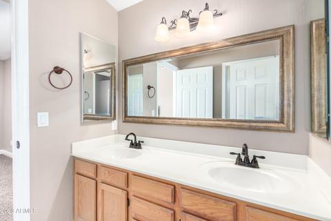 229 E Sagebrush St, Gilbert, AZ 85296 photo 32