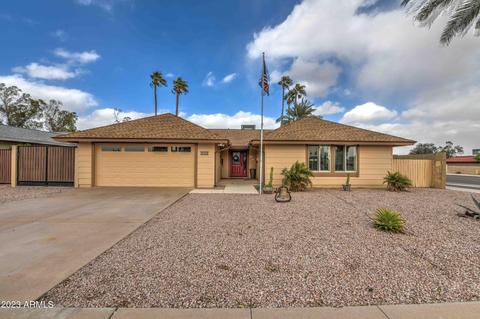 5058 E Magic Stone Dr, Phoenix, AZ 85044 photo 1
