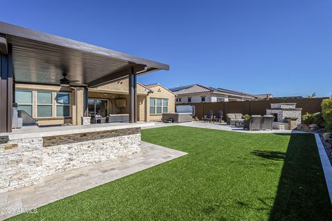 2939 E Crest Ln, Phoenix, AZ 85050 photo 57