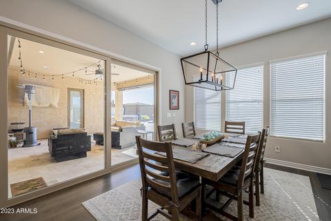 2939 E Crest Ln, Phoenix, AZ 85050 photo 15