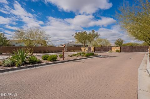 2939 E Crest Ln, Phoenix, AZ 85050 photo 84