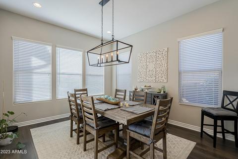 2939 E Crest Ln, Phoenix, AZ 85050 photo 14