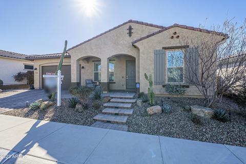 2939 E Crest Ln, Phoenix, AZ 85050 photo 3