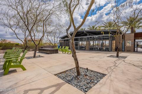2939 E Crest Ln, Phoenix, AZ 85050 photo 72