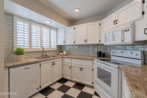 314 E Anderson Ave, Phoenix, AZ 85022 photo 2