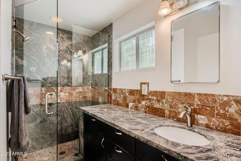 225 E Broadmor Dr, Tempe, AZ 85282 photo 13
