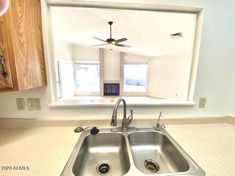 4221 E Sandia St, Phoenix, AZ 85044 photo 8