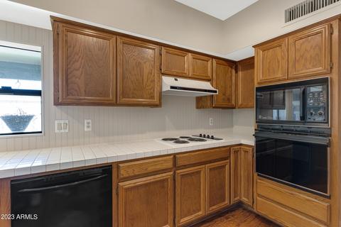 4870 E Paseo Way, Phoenix, AZ 85044 photo 12