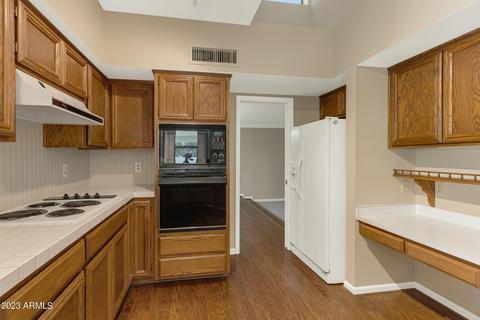 4870 E Paseo Way, Phoenix, AZ 85044 photo 13