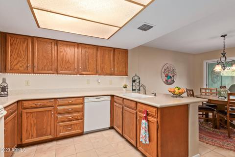 4814 E Sioux Ct, Phoenix, AZ 85044 photo 9