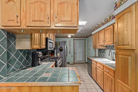 2021 W Windrose Dr, Phoenix, AZ 85029 photo 4