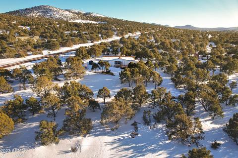 7414 N Pinon Pine St, Williams, AZ 86046