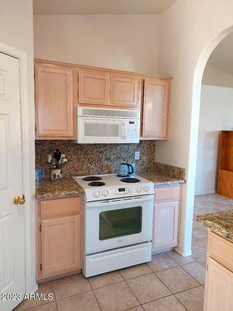1843 E Cortez Dr, Gilbert, AZ 85234 photo 4