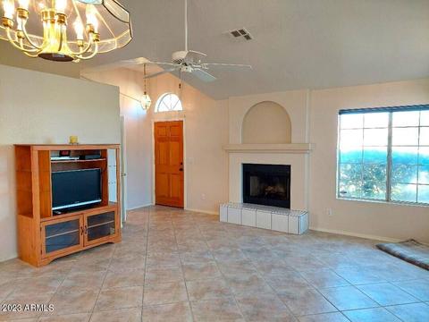 1843 E Cortez Dr, Gilbert, AZ 85234 photo 2