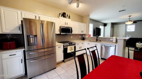 860 S Colonial Dr, Gilbert, AZ 85296 photo 8