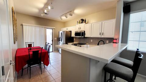860 S Colonial Dr, Gilbert, AZ 85296 photo 6