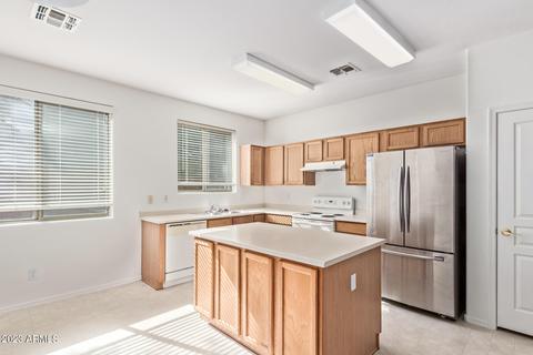 3757 E Chickadee Rd, Gilbert, AZ 85297 photo 11