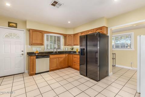923 E State Ave, Phoenix, AZ 85020 photo 16