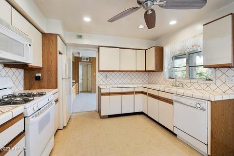 4514 E Cheery Lynn Rd, Phoenix, AZ 85018 photo 7