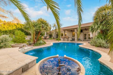 1544 E Stirrup Ct, Gilbert, AZ 85296