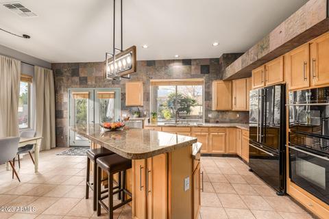1544 E Stirrup Ct, Gilbert, AZ 85296 photo 4