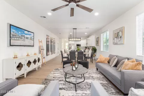 942 E Whitton Ave, Phoenix, AZ 85014 photo 8