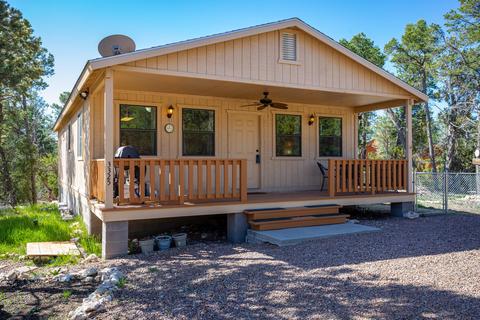 3325 Apache Dr, Overgaard, AZ 85933 photo 4