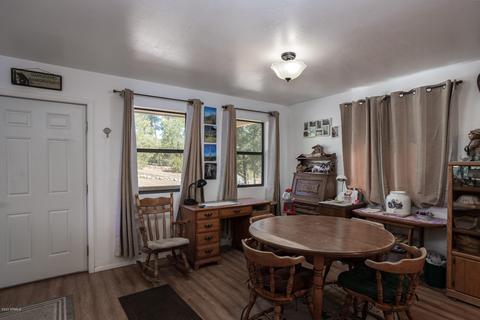 3325 Apache Dr, Overgaard, AZ 85933 photo 11