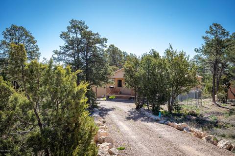 3325 Apache Dr, Overgaard, AZ 85933 photo 5