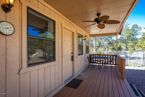 3325 Apache Dr, Overgaard, AZ 85933 photo 6
