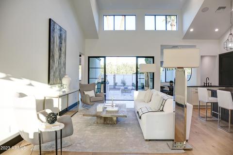 3417 N 44th Pl, Phoenix, AZ 85018 photo 12
