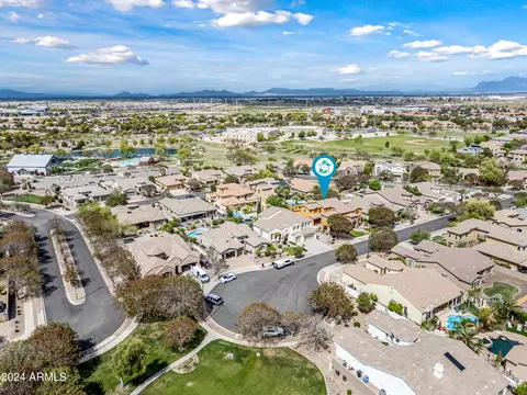 View/Area - 4262 E Maplewood Ct, Gilbert, AZ 85297 photo 6 of 8