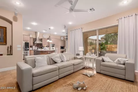 Living - 4262 E Maplewood Ct, Gilbert, AZ 85297 photo 1 of 2