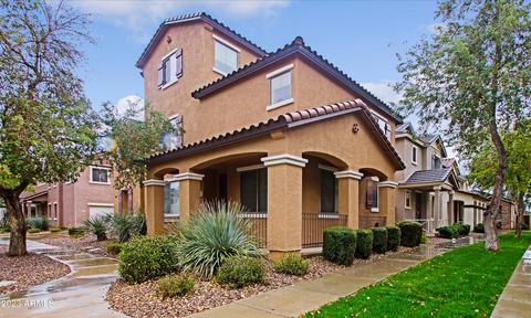 3803 E Santa Fe Ln, Gilbert, AZ 85297 photo 1