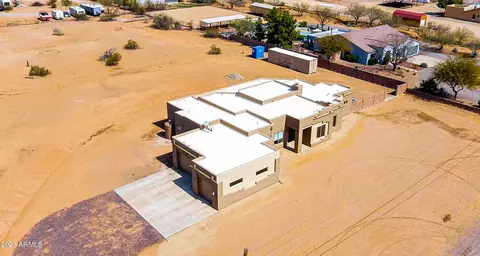 734 E Dolores Rd, Phoenix, AZ 85086 photo 4