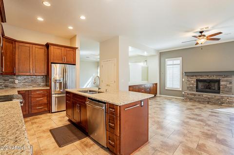 2223 E Constance Way, Phoenix, AZ 85042 photo 27
