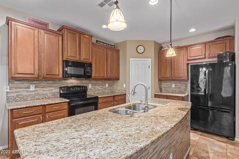 3402 E Robin Ln, Gilbert, AZ 85296 photo 4