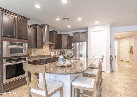 10501 W El Cortez Pl, Peoria, AZ 85383