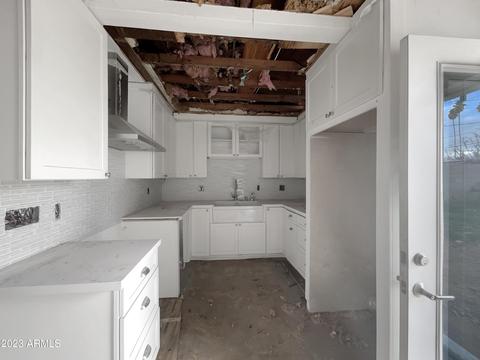 3042 E Flower St, Phoenix, AZ 85016 photo 8