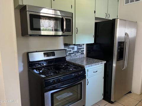 1835 E Mitchell Dr, Phoenix, AZ 85016 photo 5